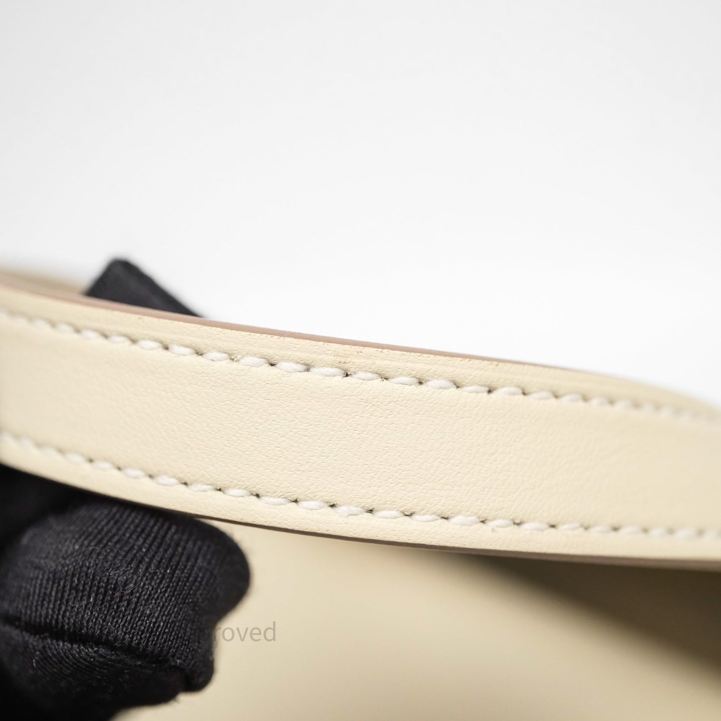 Hermès Halzan 22 Mini Craie 10 Swift Palladium Hardware