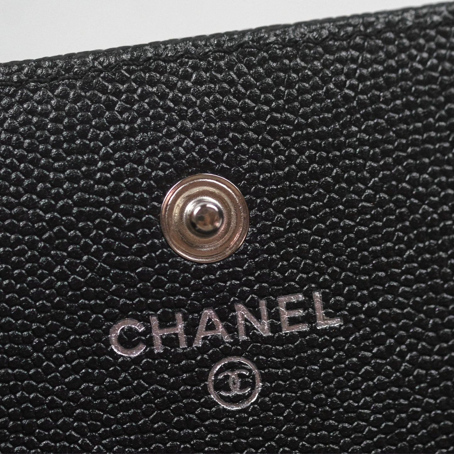 Chanel Chevron Mademoiselle Card Holder Iridescent Black Caviar Silver Hardware