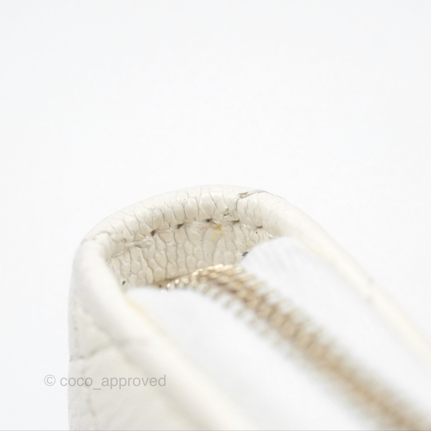 Chanel Classic Zipped Coin Purse White Caviar Gold Hardware