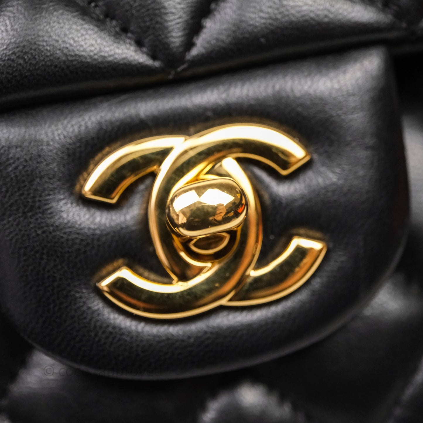 Chanel Classic M/L Medium Flap Quilted Black Lambskin Gold Hardware