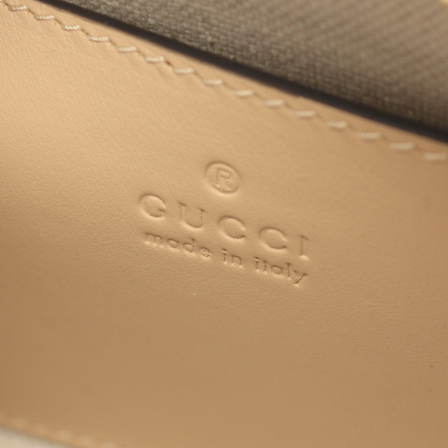 Luxury Gucci Trending 2025 GG Matelasse Handbag Leather Beige 2WAY