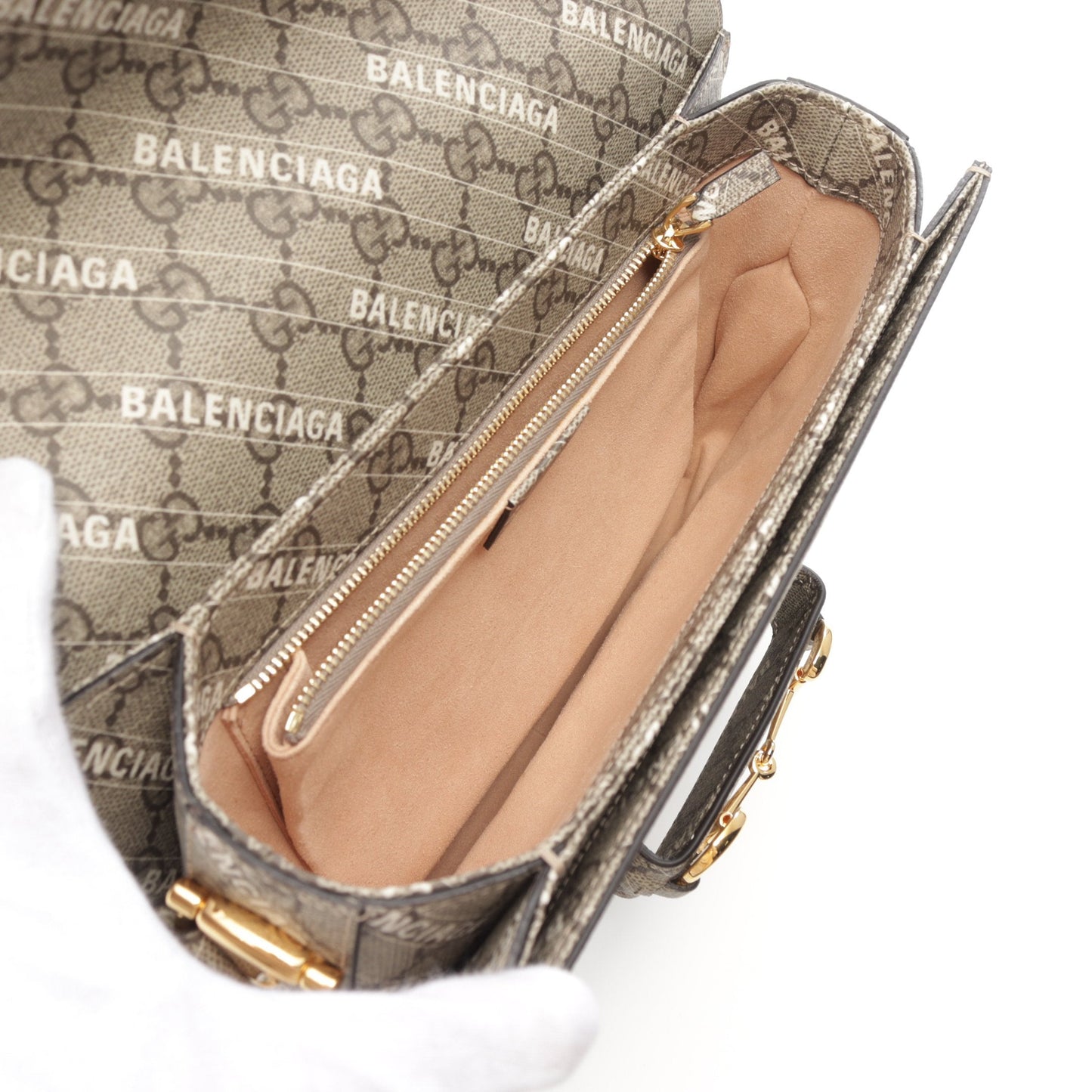 Luxury Gucci Trending 2025 Luxury Gucci Trending 2025 * BALENCIAGA Horsebit 1955 Shoulder bag PVC Beige Dark brown White