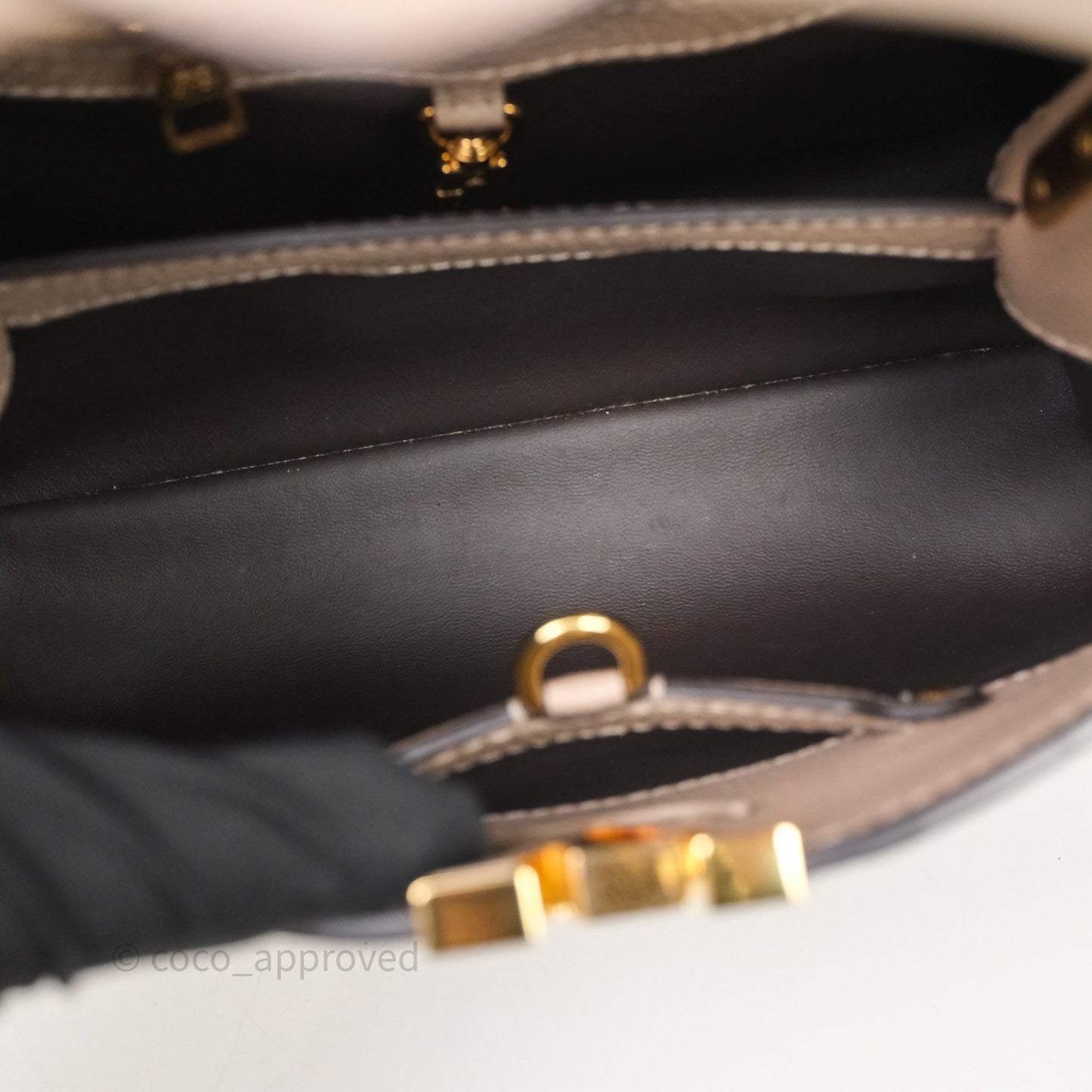 Louis Vuitton Taurillon Capucines BB Galet