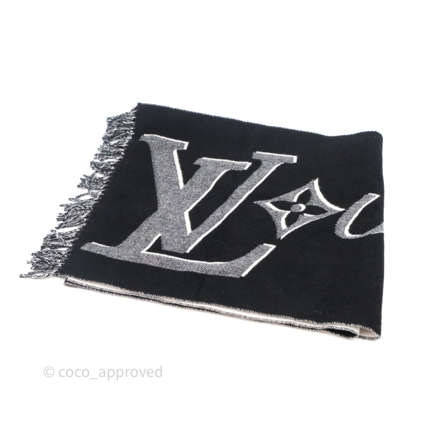 Louis Vuitton Vers Scarf Black