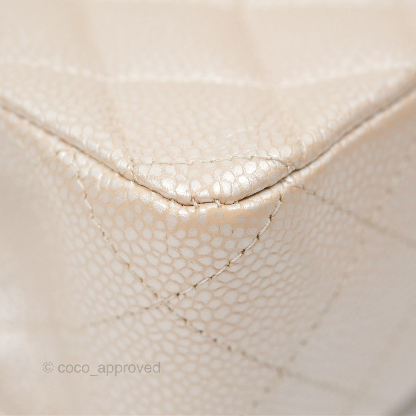 Chanel Classic M/L Medium Flap Quilted Pearly Ivory Beige Caviar Matte Gold Hardware 12P