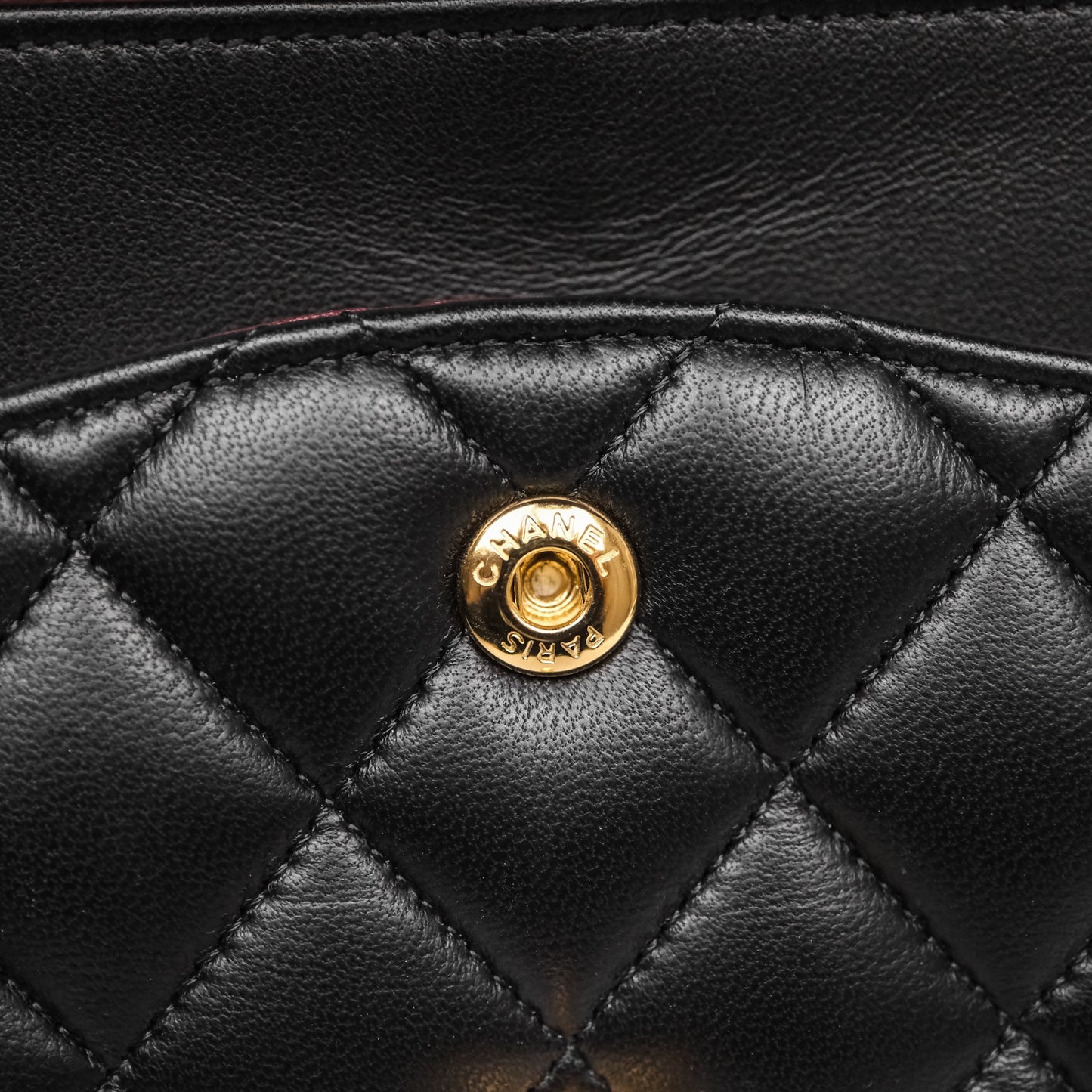 Chanel Classic M/L Medium Flap Quilted Black Lambskin Gold Hardware