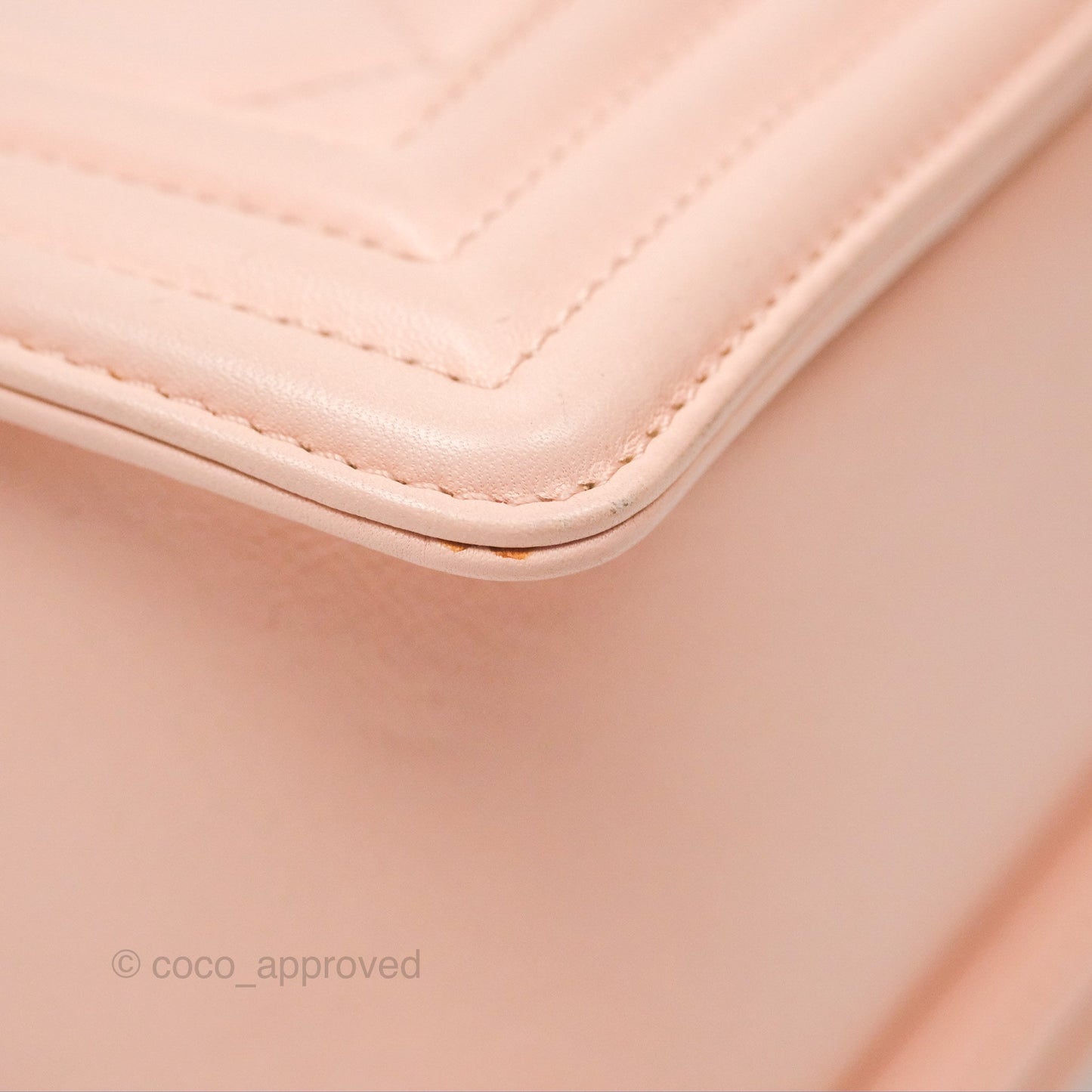 Chanel Quilted New Medium Boy Pink Lambskin Ruthenium Hardware