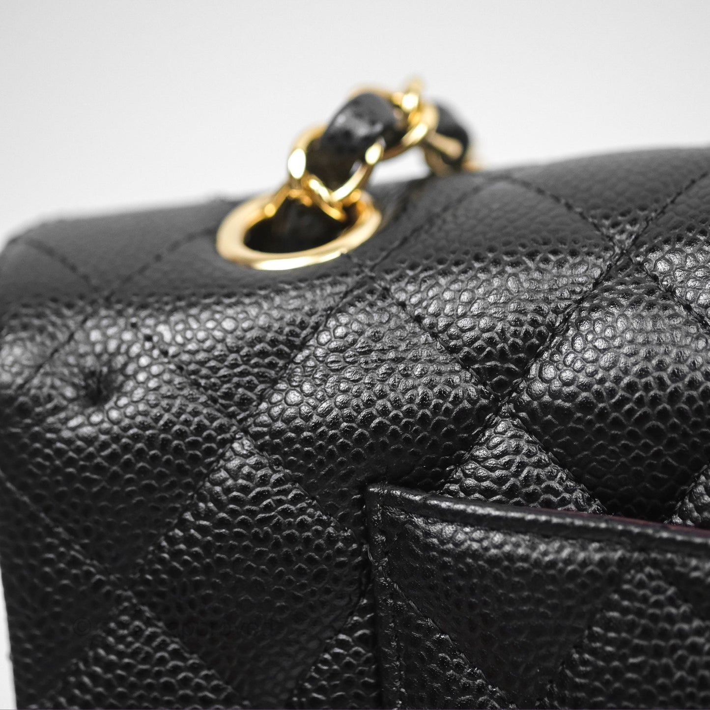 Chanel Classic M/L Medium Flap Quilted Black Caviar Gold Hardware