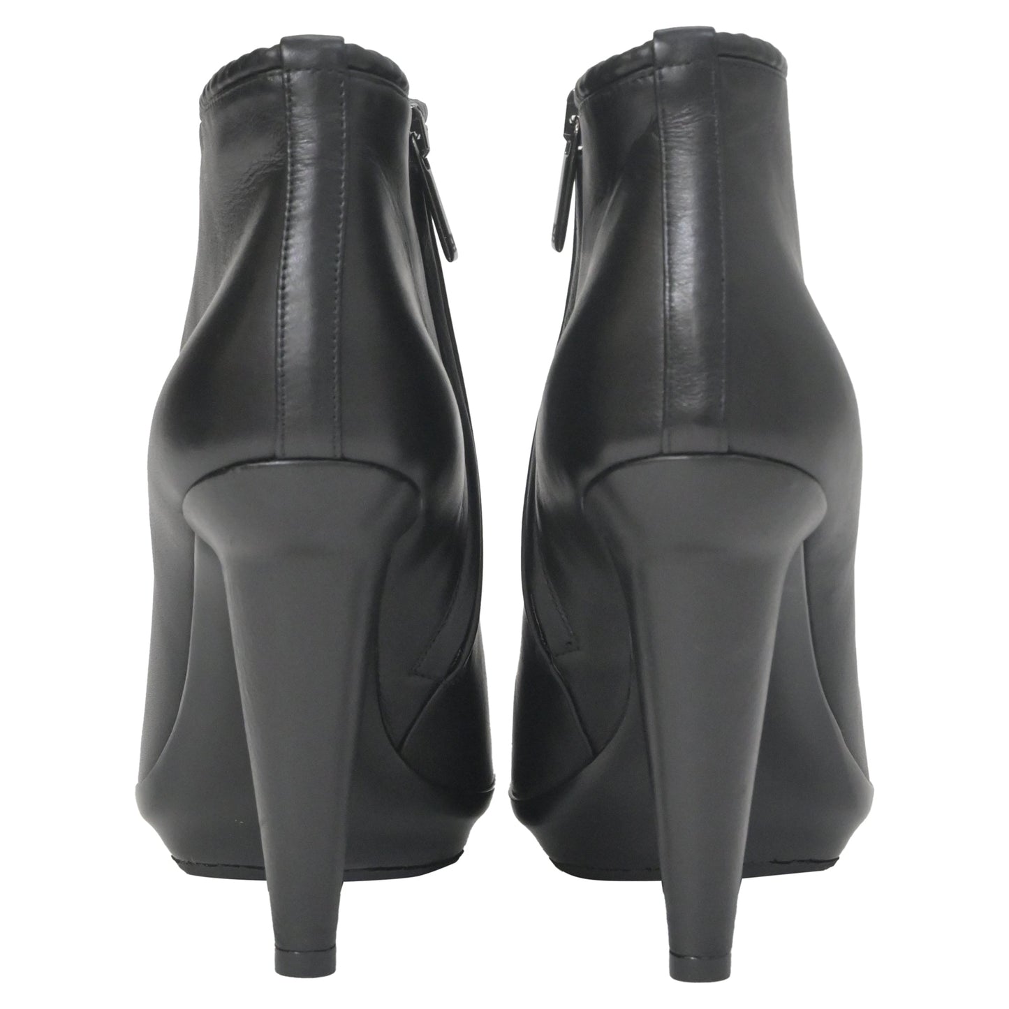 Luxury Bottega Veneta Ankle Boots in Black Leather