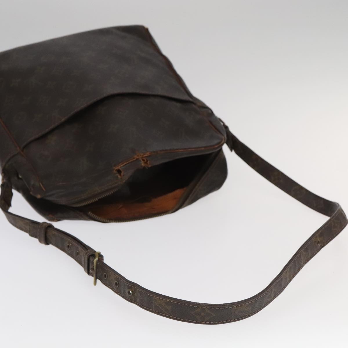 LOUIS VUITTON Monogram Marceau Shoulder Bag No.70 LV 95103