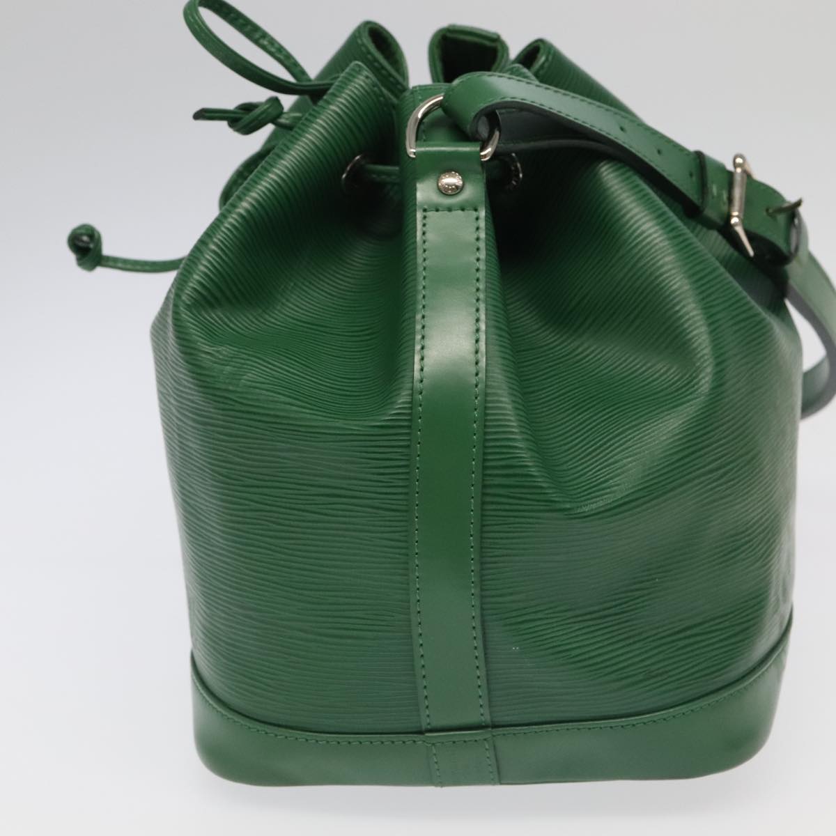 LOUIS VUITTON Epi Petit Noe Shoulder Bag Cloak color M40838 LV 95249