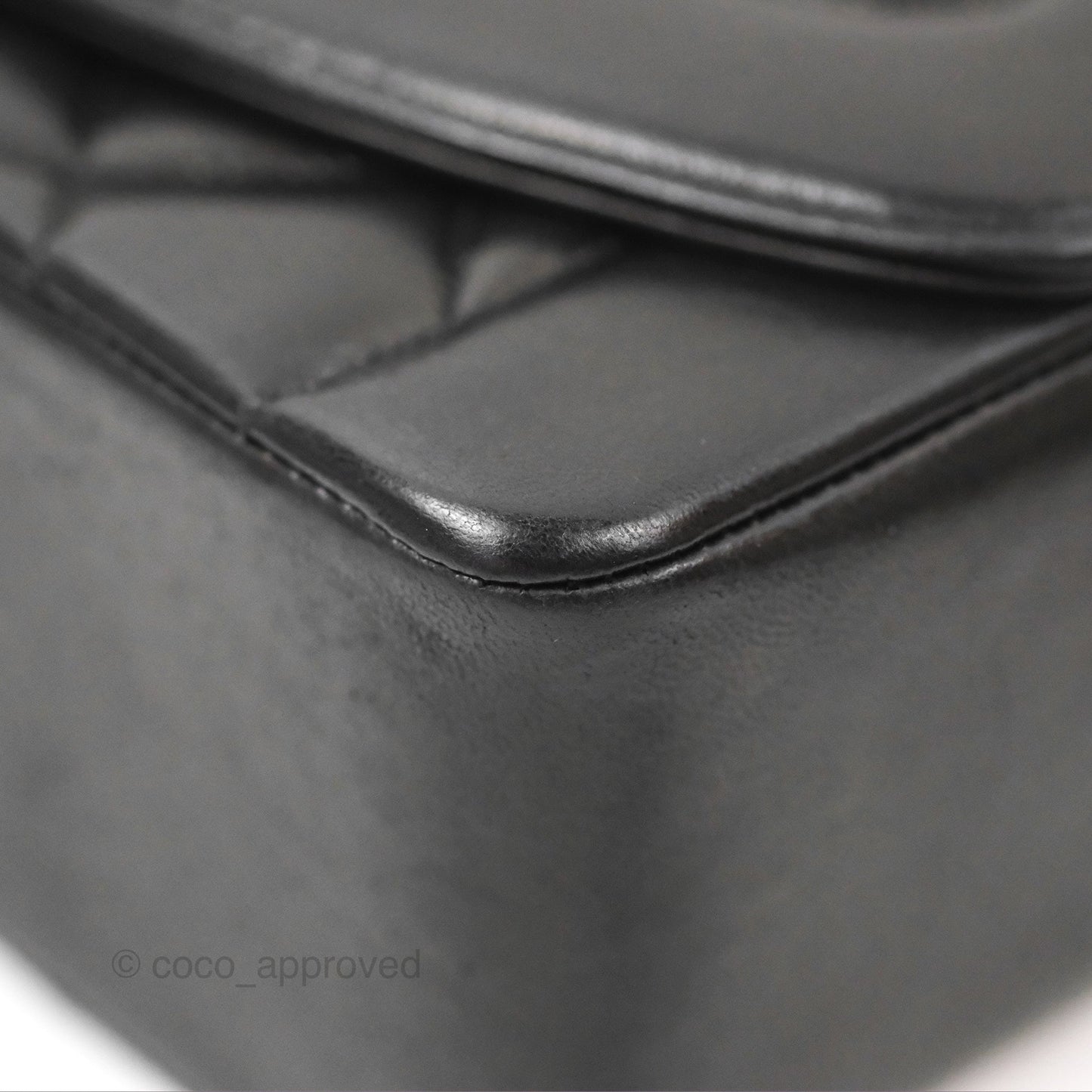 Chanel Vintage Medium Classic Diana Flap Bag Black Quilted Lambskin