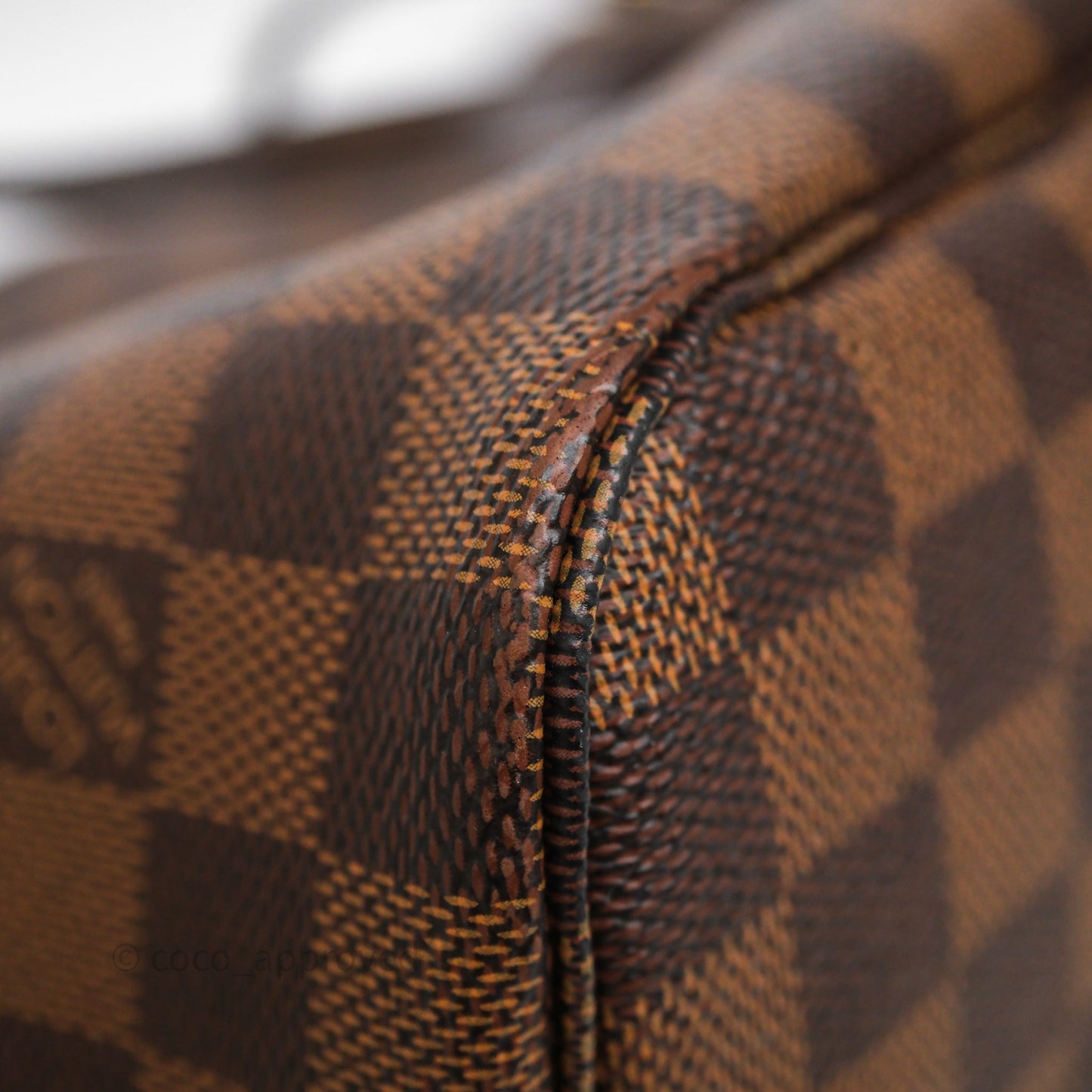 Louis Vuitton Neverfull MM Tote Bag Damier Ebene Canvas