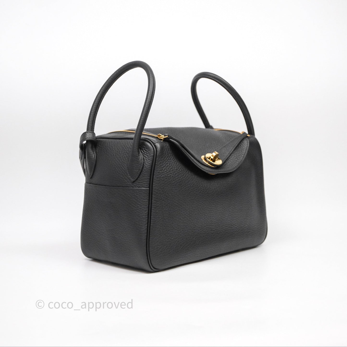 Hermes Lindy 26 Black Noir 89 Clemence Gold Hardware