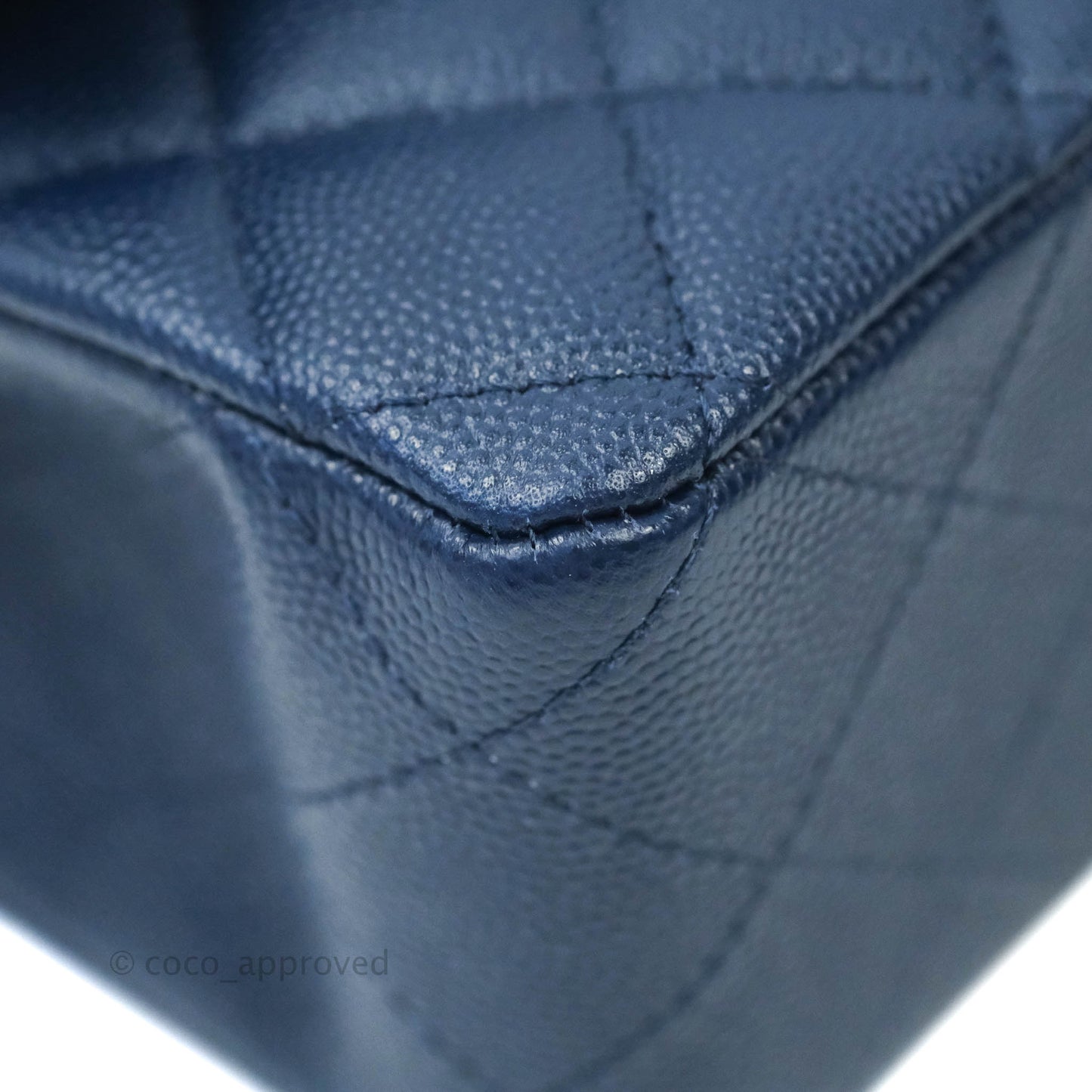 Chanel Quilted M/L Medium Double Flap Navy Caviar Gold Hardware 17B