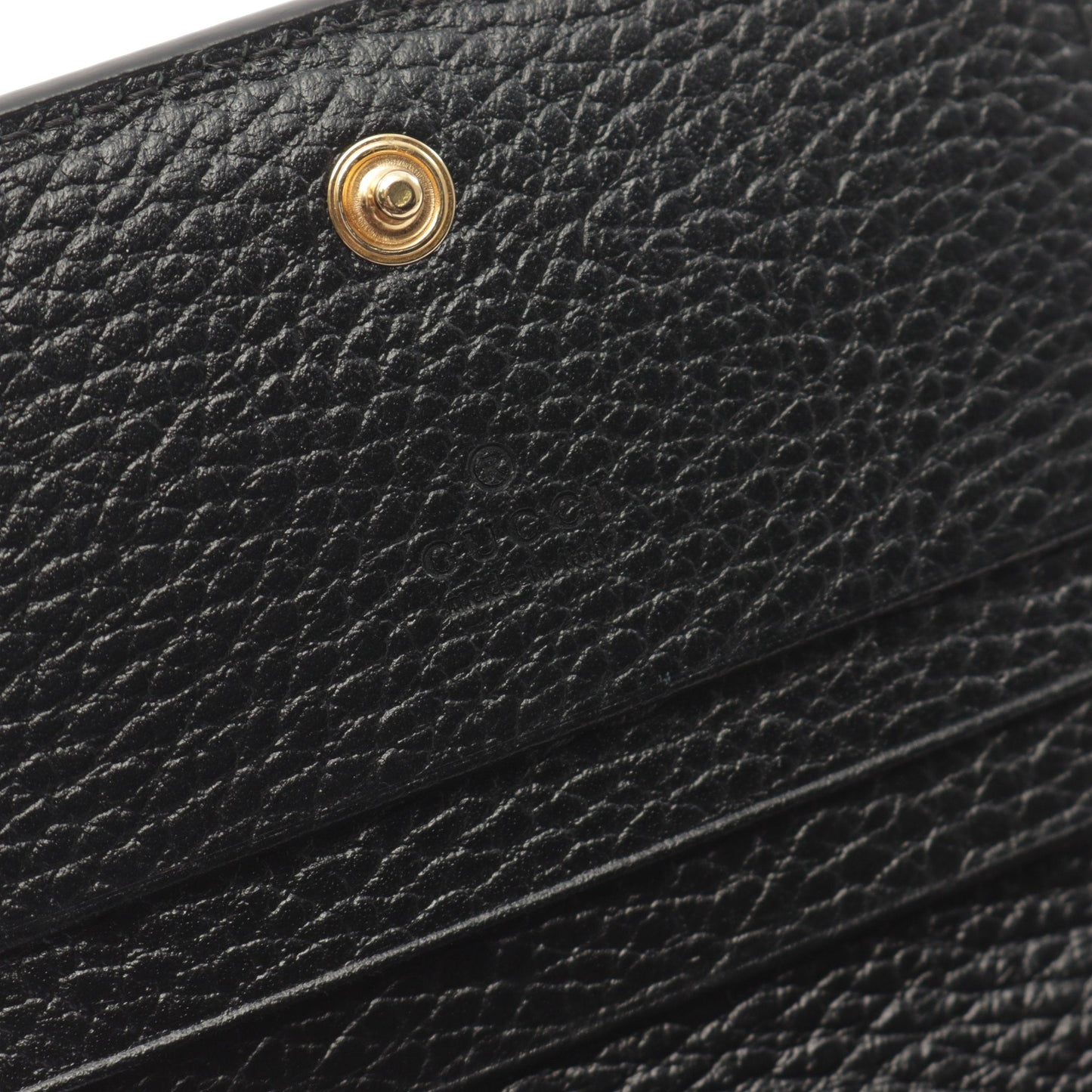 Luxury Gucci Trending 2025 GG Marmont GG Supreme Bi-fold wallet PVC Leather Beige Black