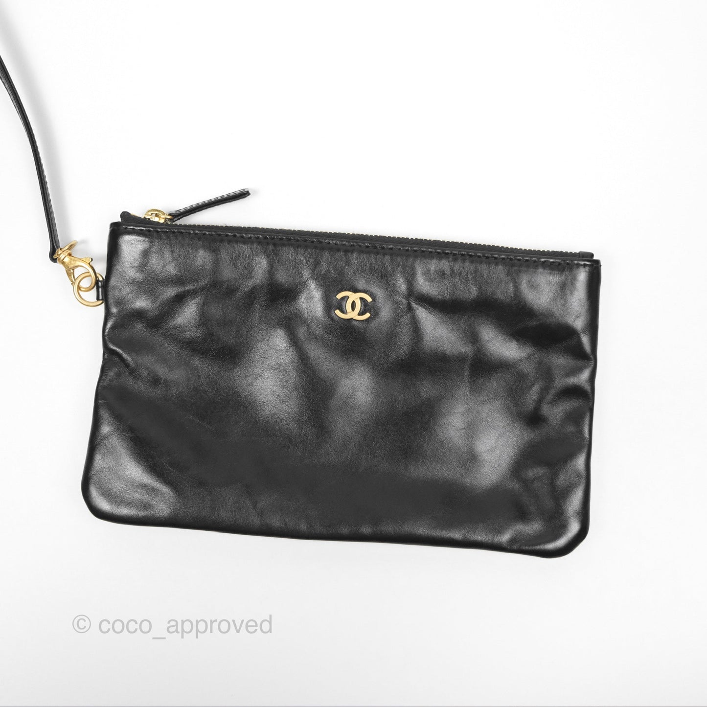 Chanel 22 Bag Medium Black Crumpled Calfskin Aged Gold Hardware