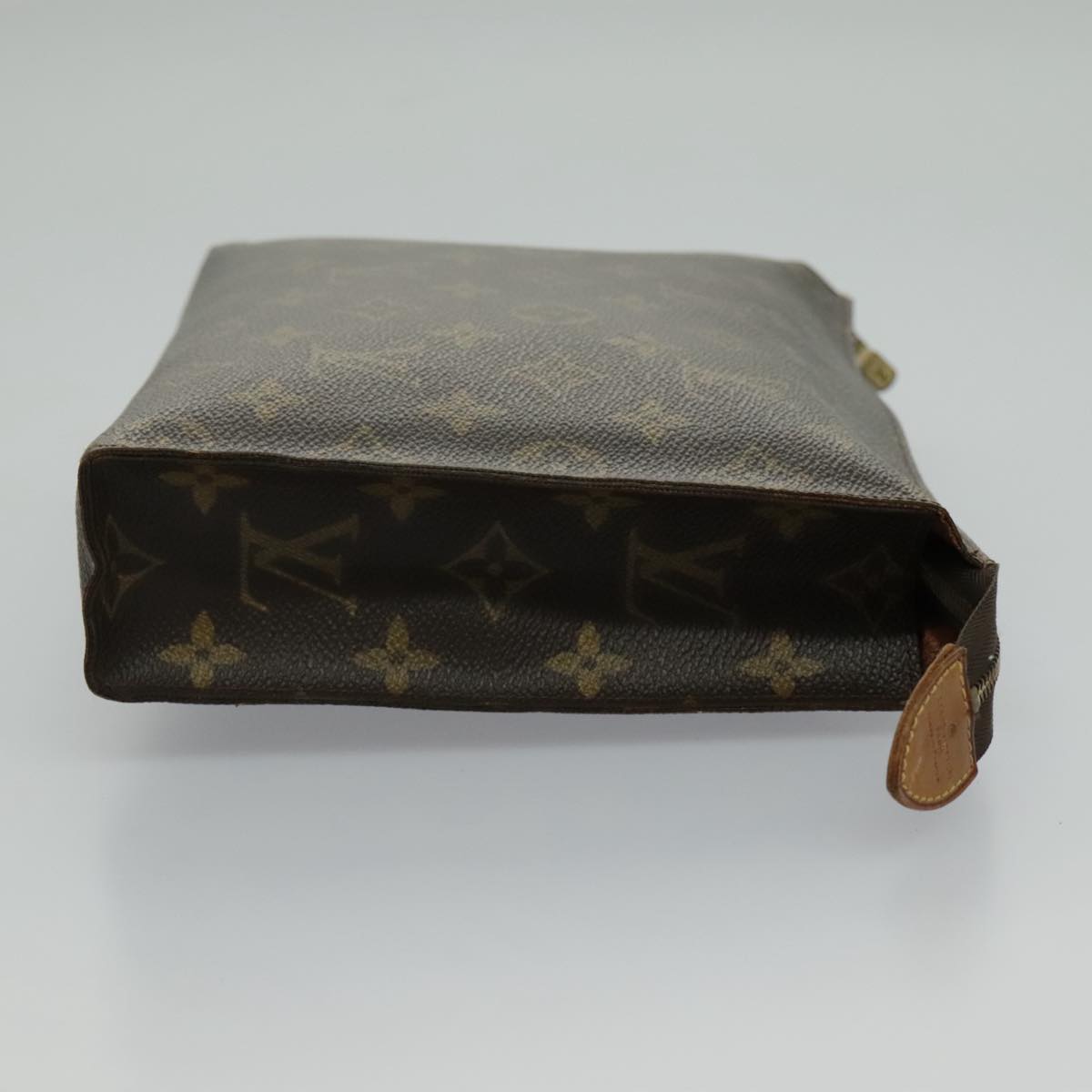 LOUIS VUITTON Monogram Poche Toilette 26 Pouch M47542 LV 95607