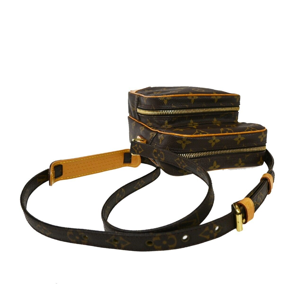 Louis Vuitton Amazon  Canvas Shoulder Bag ()