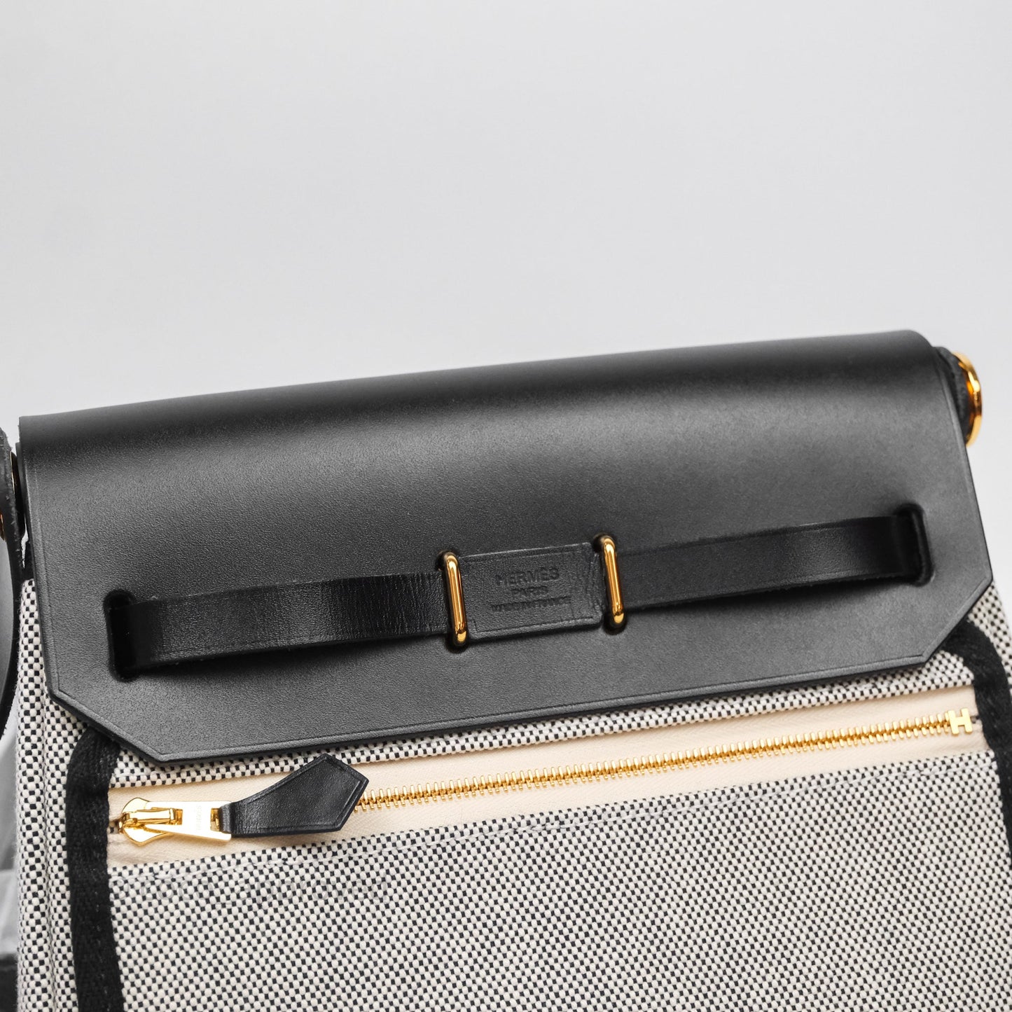 Hermès Herbag Zip 20 Mini Ecru-Noir Canvas Gold Hardware
