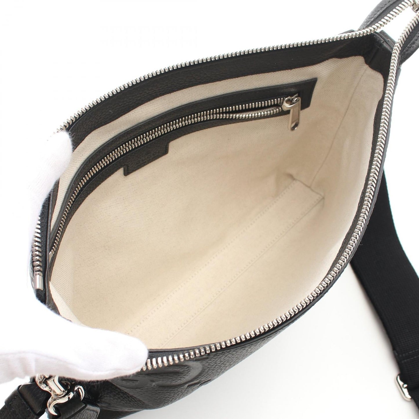 Luxury Gucci Trending 2025 Jumbo GG Medium Messenger bag Shoulder bag Leather Black