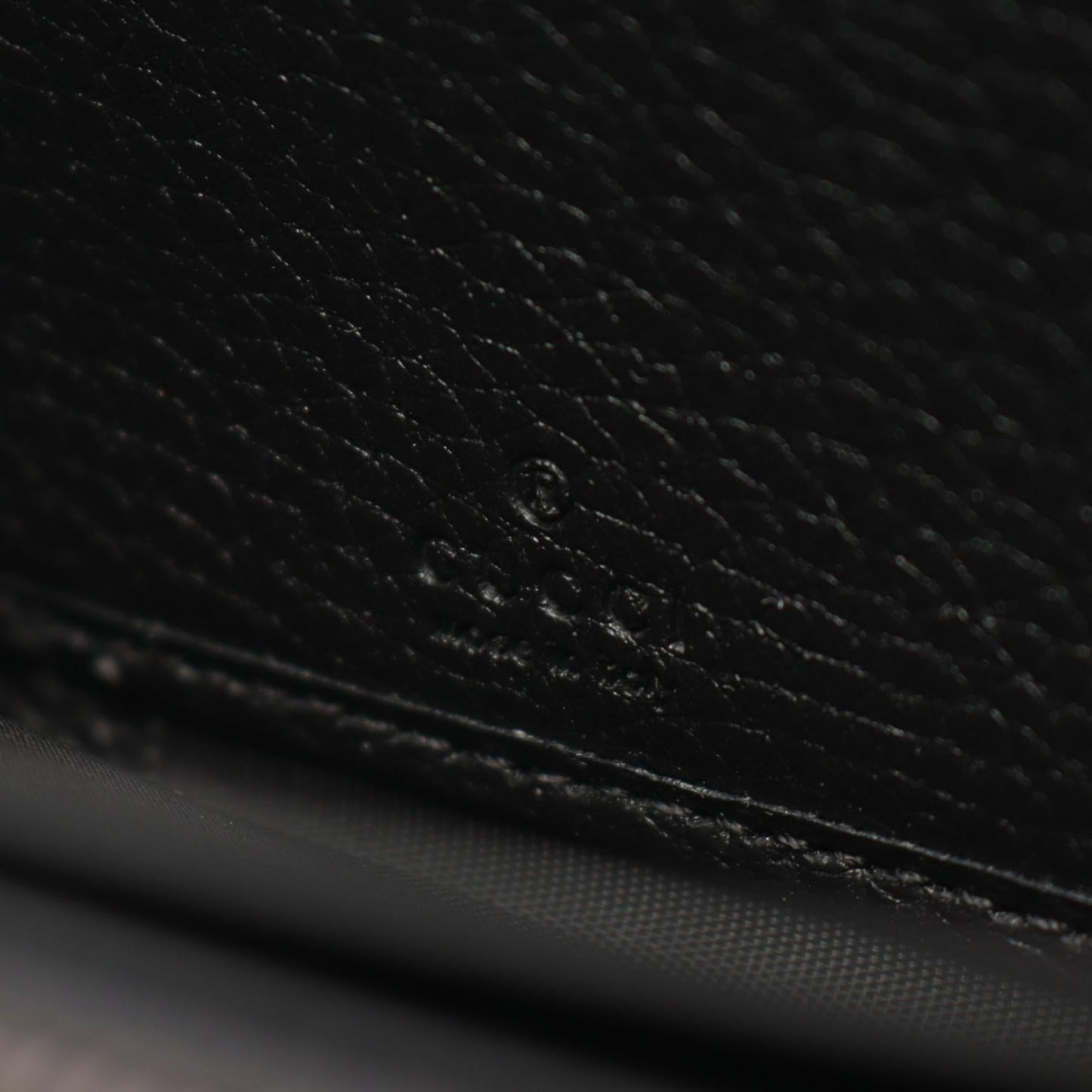Luxury Gucci Trending 2025 Bamboo Round zipper long wallet Leather Black