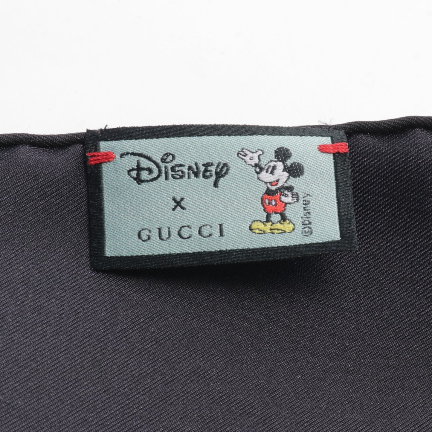 Luxury Gucci Trending 2025 Luxury Gucci Trending 2025 * Disney Floral Scarf Floral pattern Silk Black Ivory Multicolor Mickey