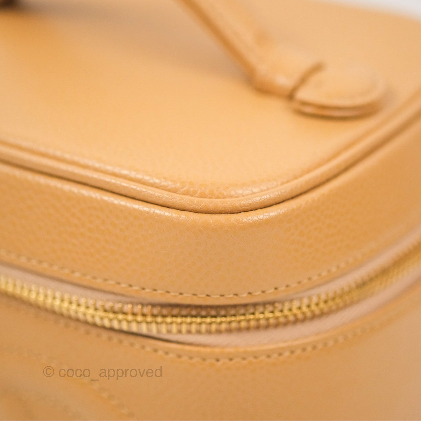 Chanel Vintage Vanity Case Beige Caviar Gold Hardware