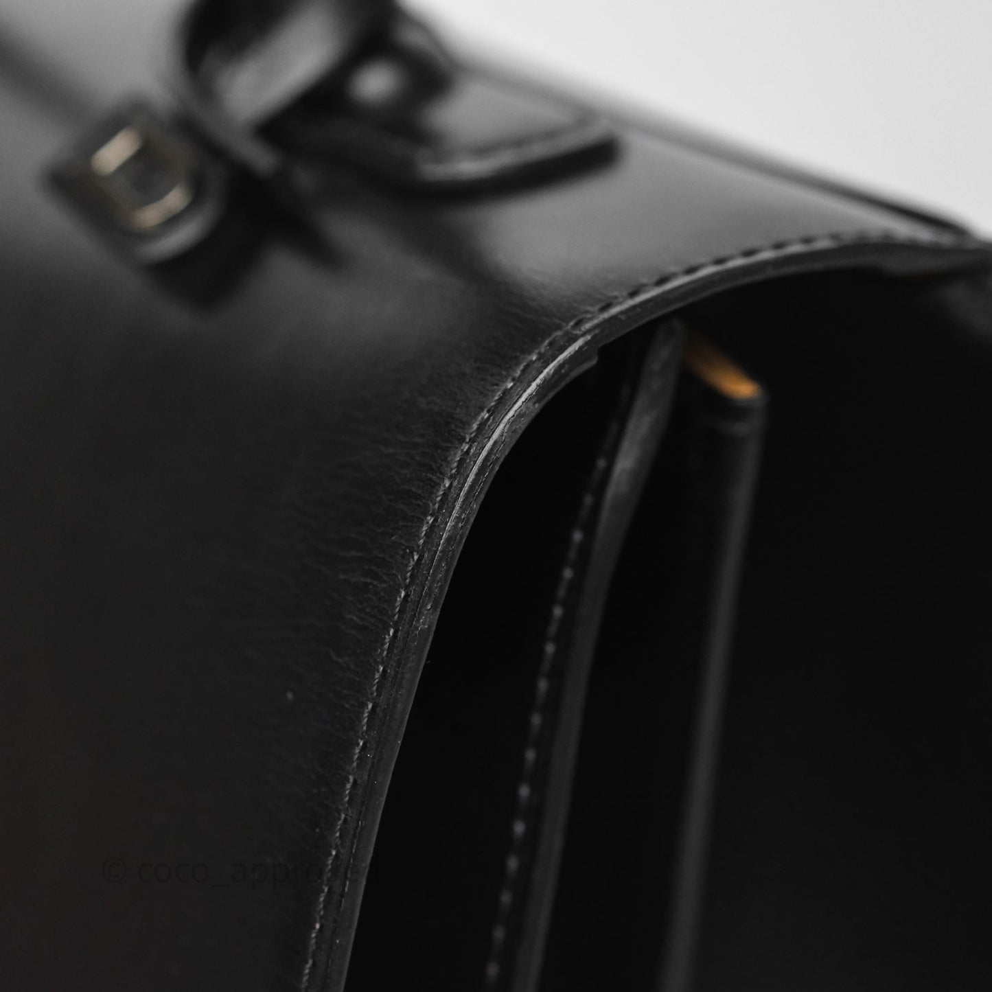 Delvaux Brillant L'Humour MM Black Calfskin