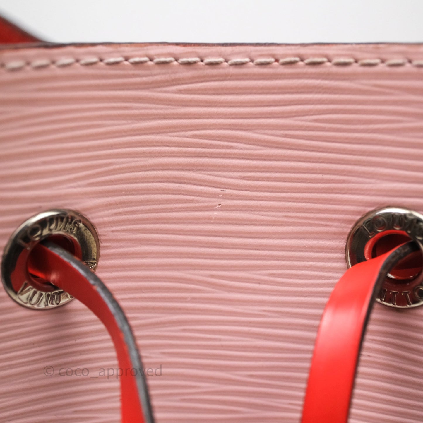 Louis Vuitton Neonoe MM Pink Epi