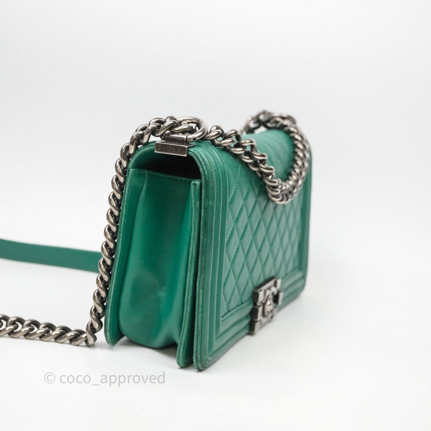 Chanel Medium Boy Quilted Green Lambskin Ruthenium Hardware