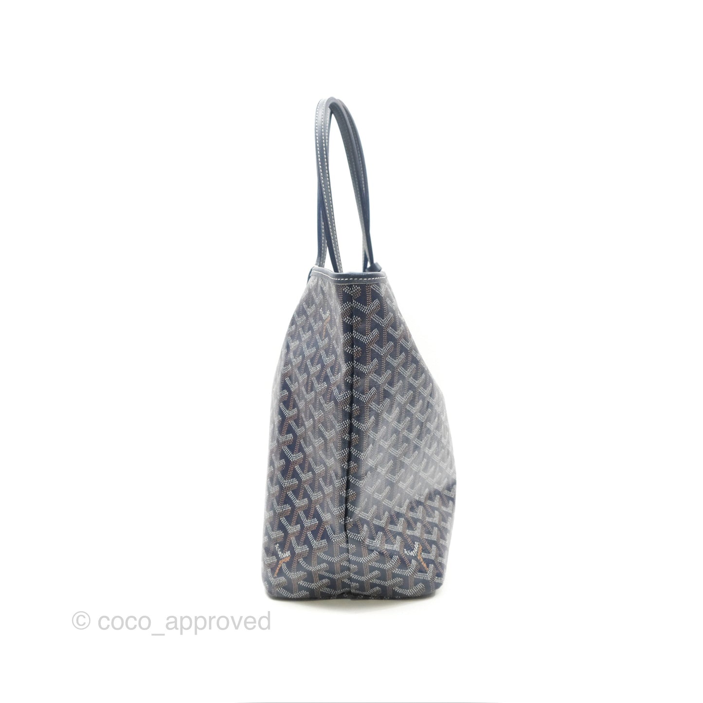 Goyard St Louis Tote PM ⁣⁣⁣⁣⁣⁣⁣⁣⁣⁣⁣⁣⁣⁣⁣⁣⁣⁣⁣⁣Navy