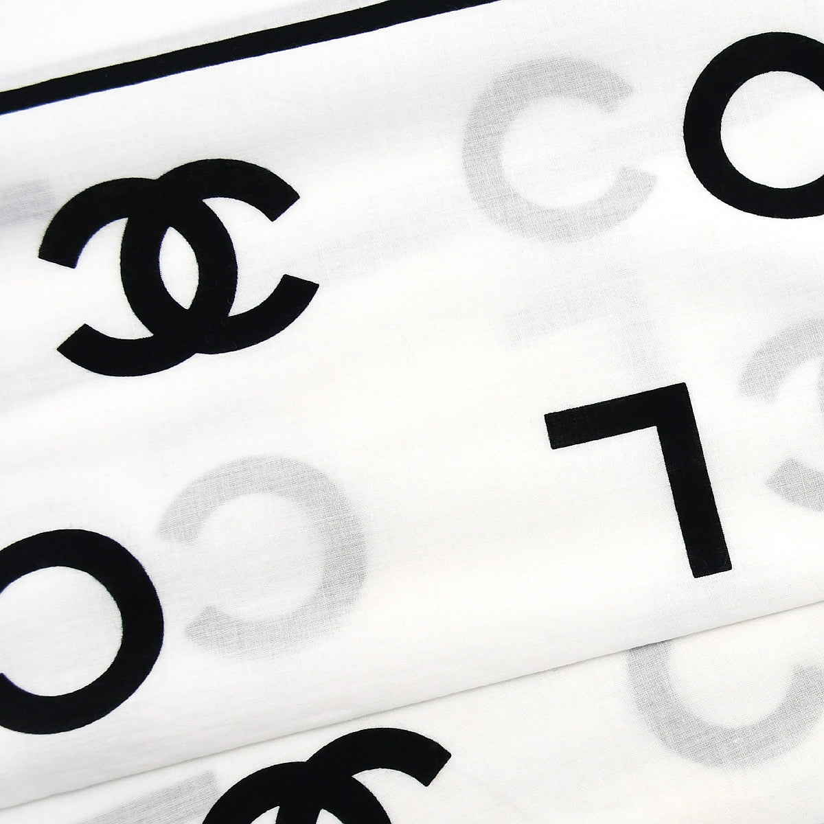 Luxury Chanel Spring 1997 Cotton Scarf 150