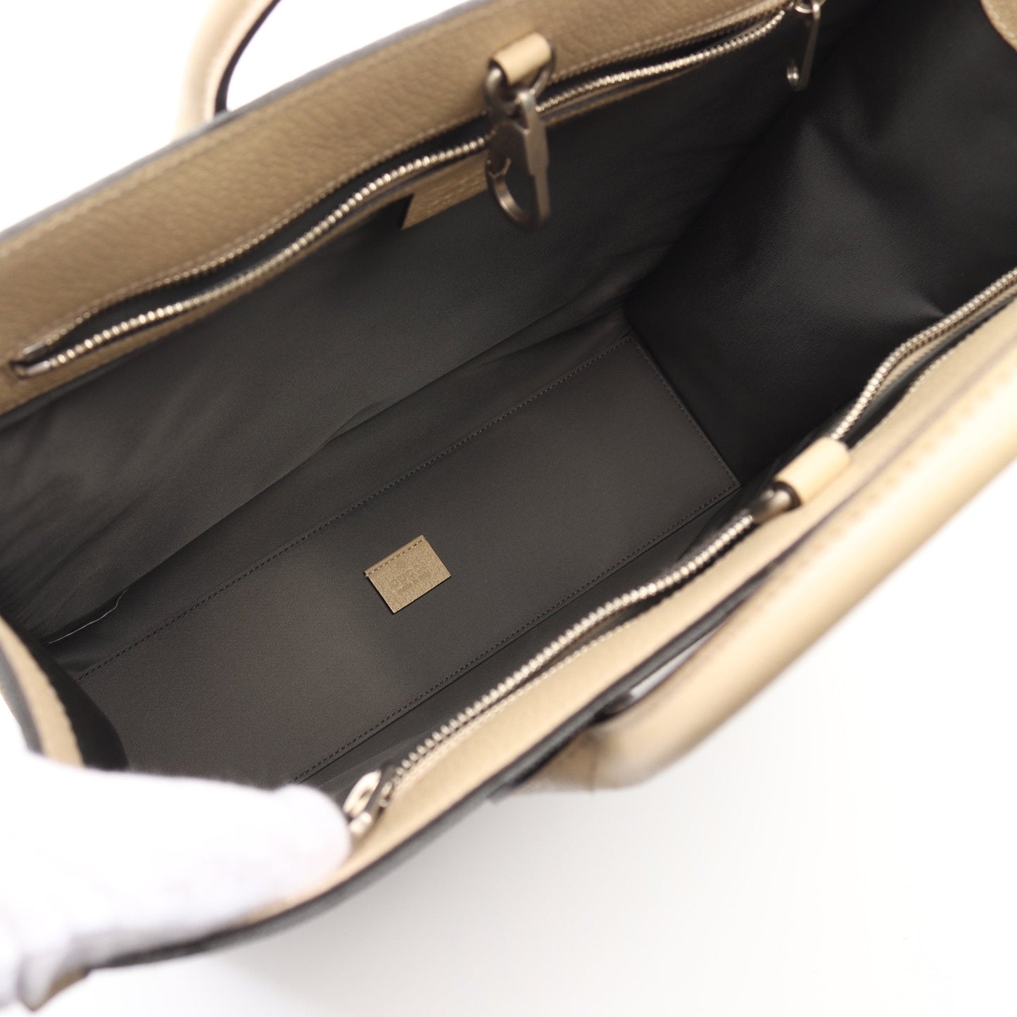 Luxury Gucci Trending 2025 Off The Grid GG pattern Shoulder bag Tote bag Nylon Leather Gray Light beige 2WAY
