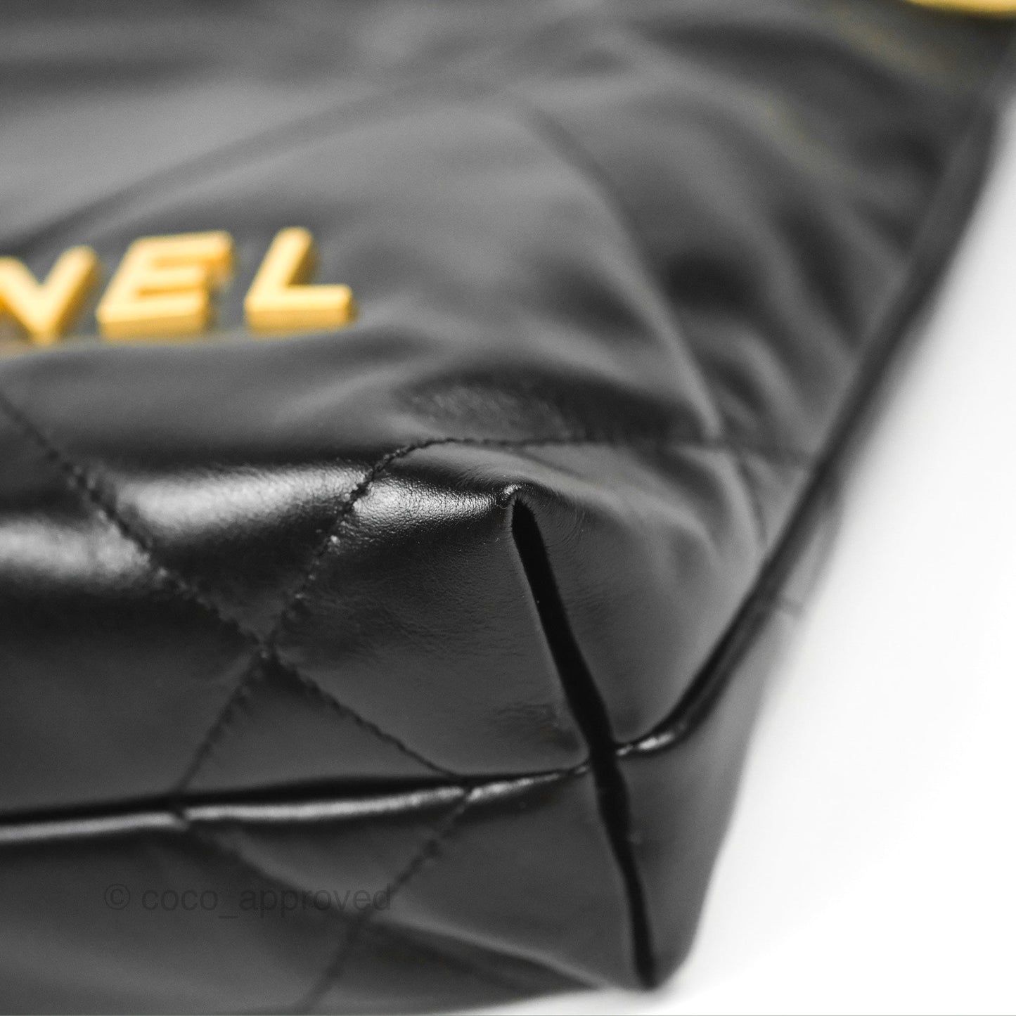 Chanel 22 Mini Bag Black Crumpled Calfskin