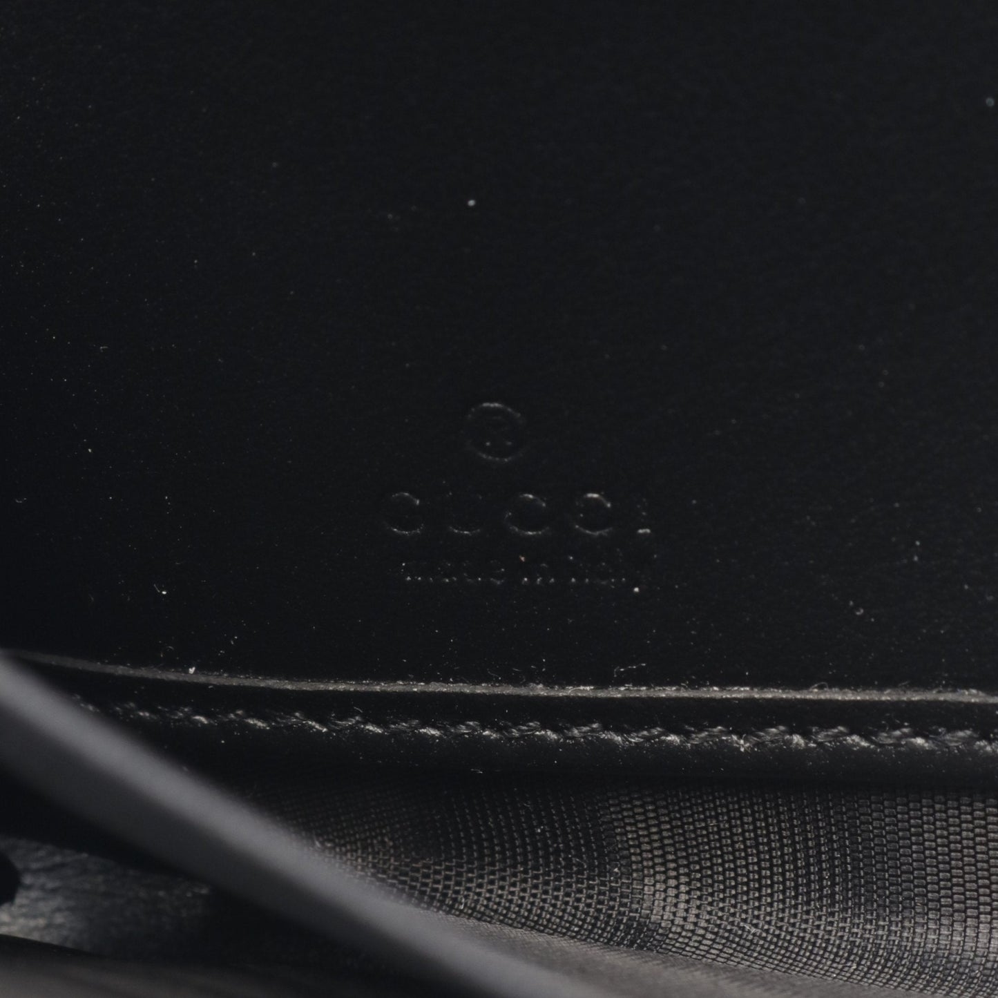 Luxury Gucci Trending 2025 GG embossed Round zipper long wallet Leather Black