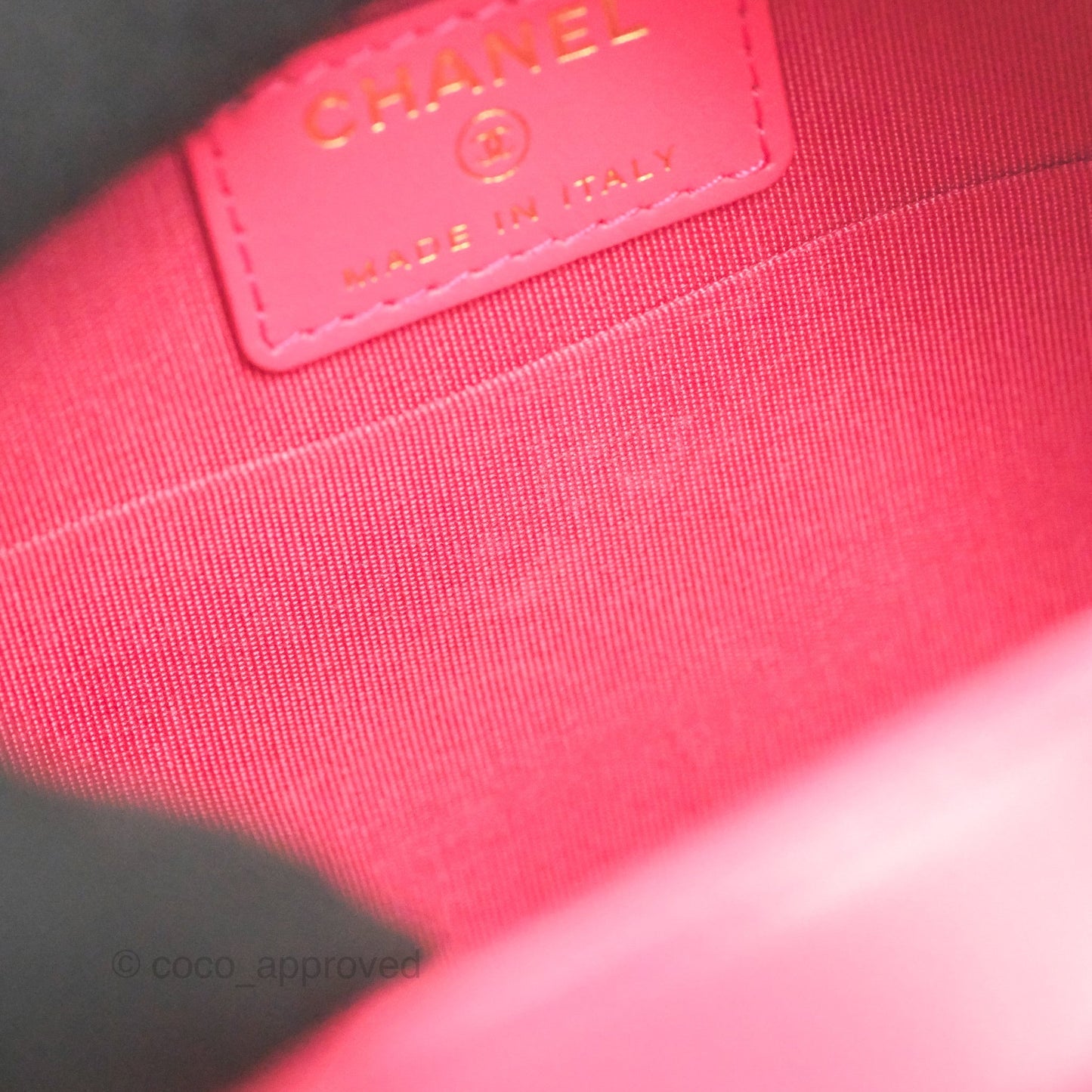 Chanel 19 Round Clutch With Chain Dark Pink Mixed Hardware