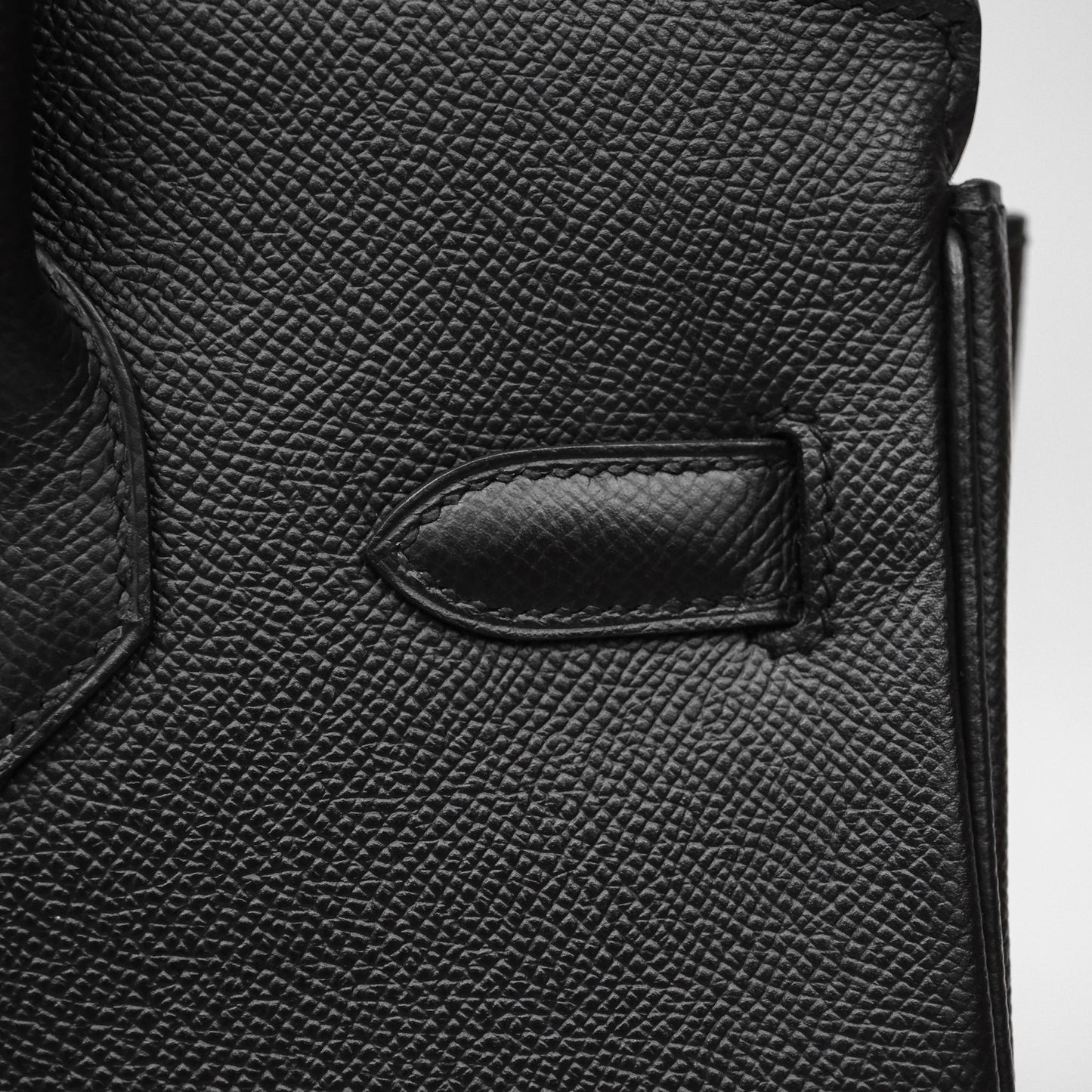 Hermès Birkin 30 Black Noir 89 Epsom Gold Hardware