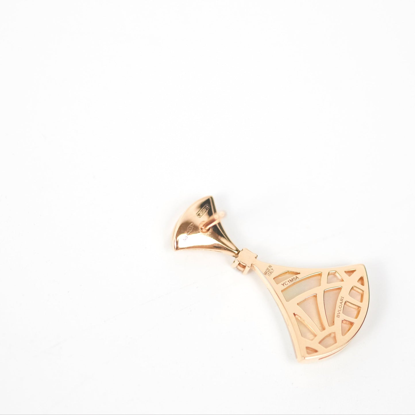 Bvlgari Divas' Dream 18K Rose Gold Mother of Pearl Diamond Earrings
