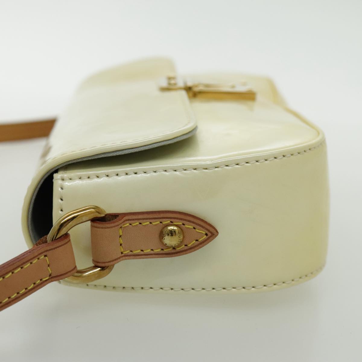 LOUIS VUITTON Monogram Vernis Malibu street Shoulder Bag Perle M91507 96411