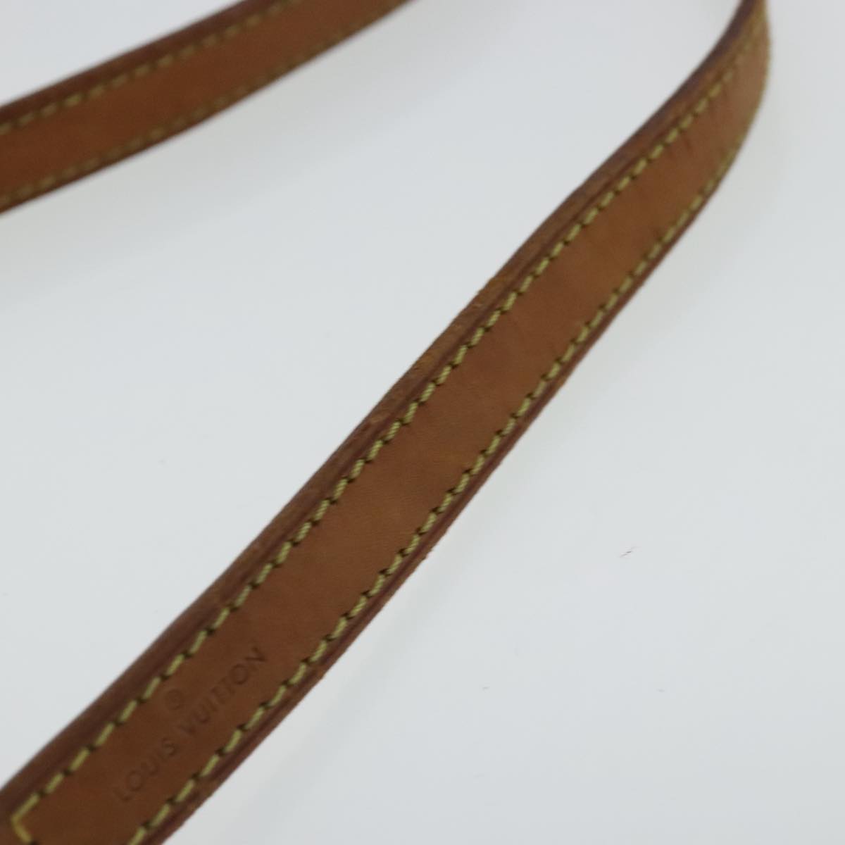 LOUIS VUITTON Shoulder Strap Leather 44.9"" Beige LV 96423