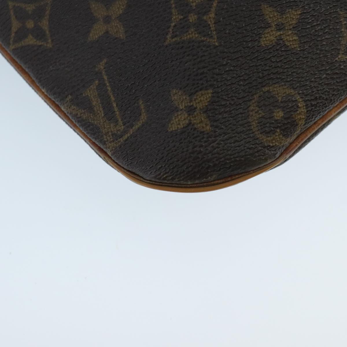 LOUIS VUITTON Monogram Pochette Bosphore Shoulder Bag M40044 LV 96554