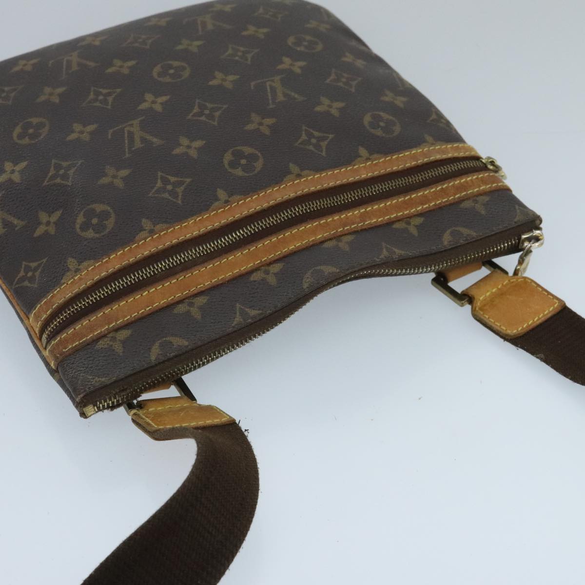 LOUIS VUITTON Monogram Pochette Bosphore Shoulder Bag M40044 LV 96554