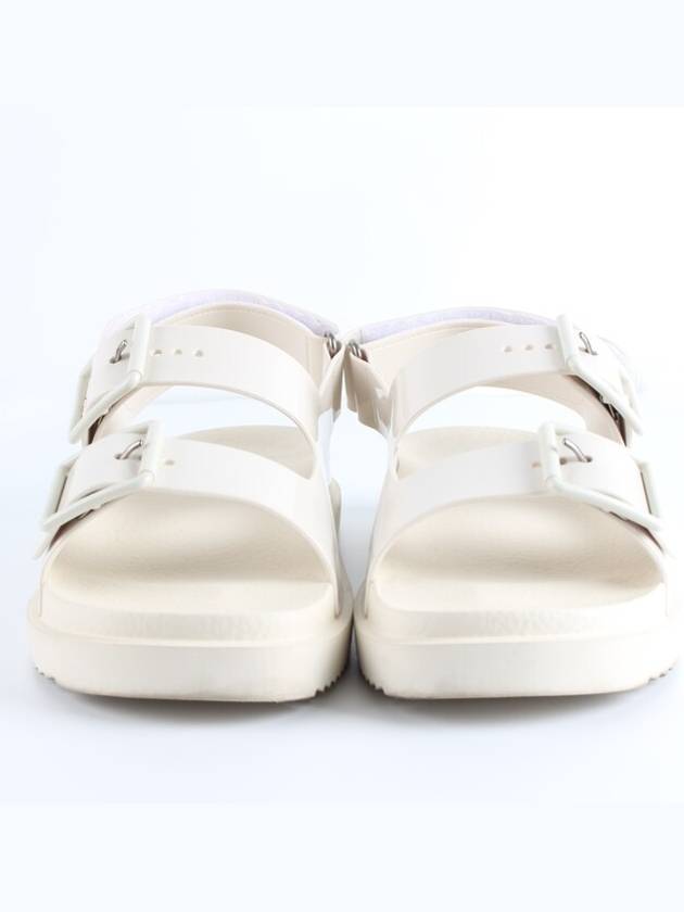 Luxury Gucci Trending 2025 Rubber sandals beige 36