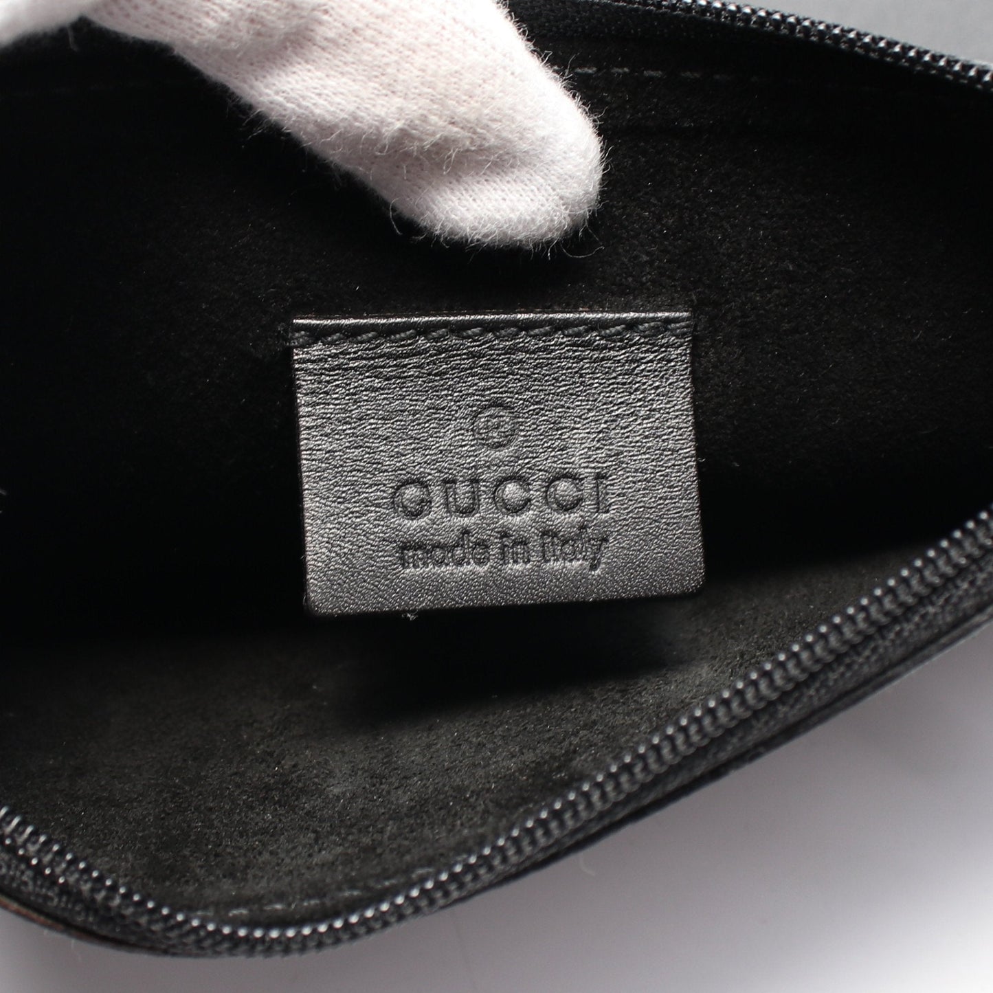 Luxury Gucci Trending 2025 Shoulder bag Leather Black With pouch