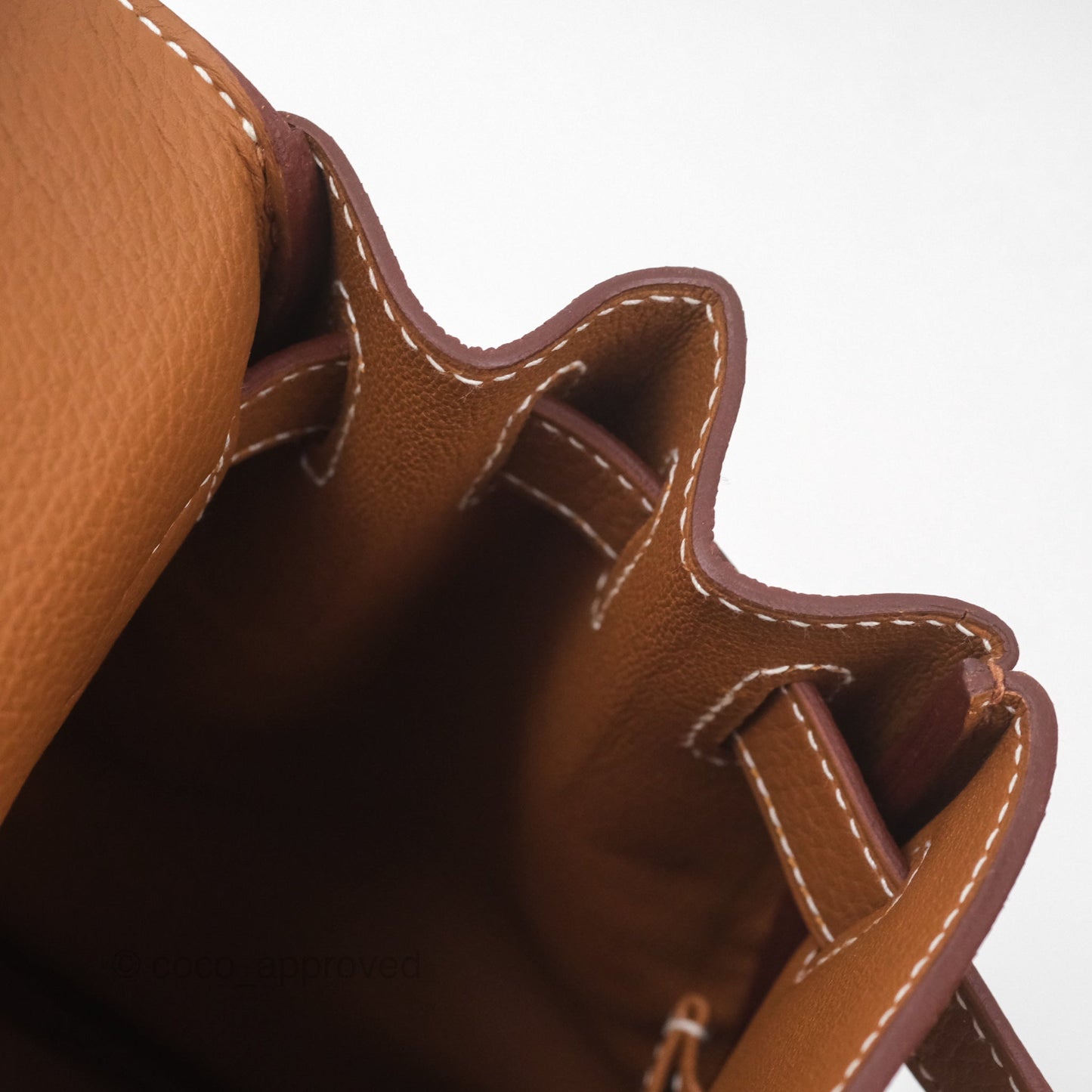 Hermès Kelly 28 Retourne Gold 37 Togo Gold Hardware