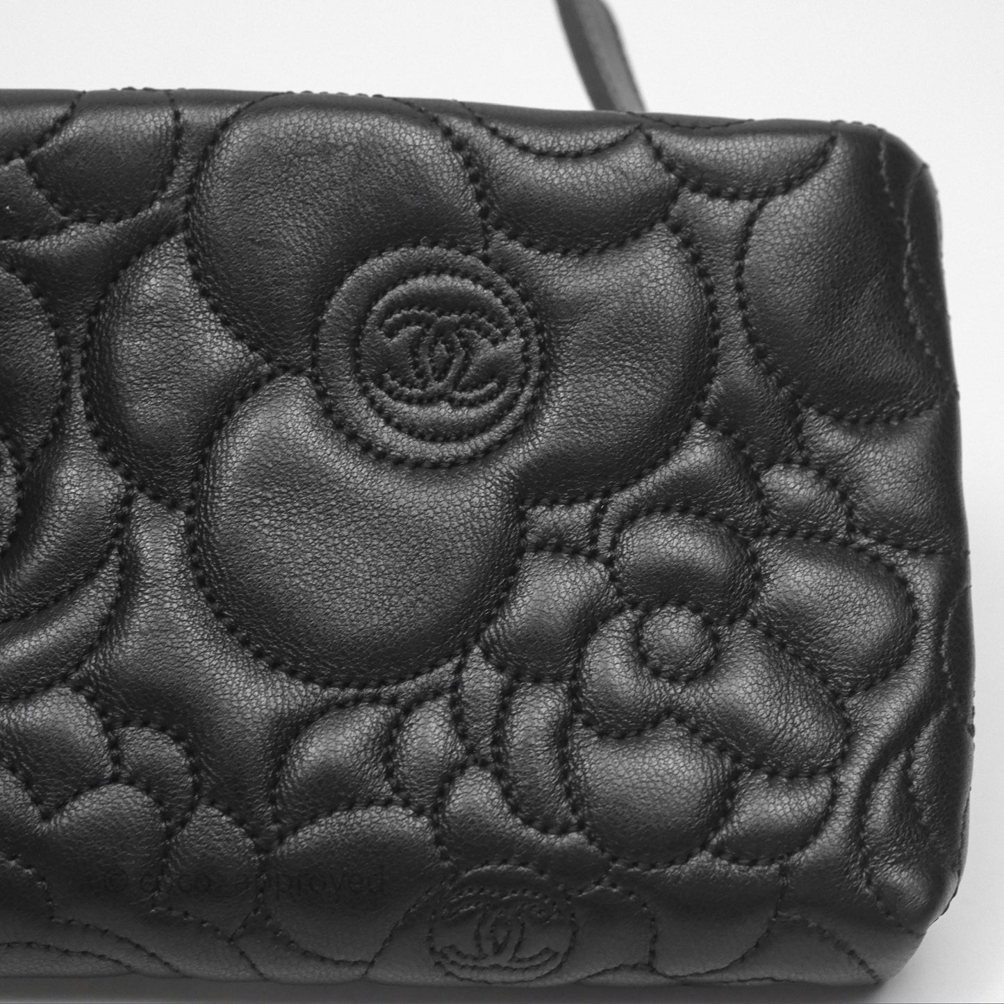 Chanel Camellia Pochette Clutch Black Lambskin Gold Hardware