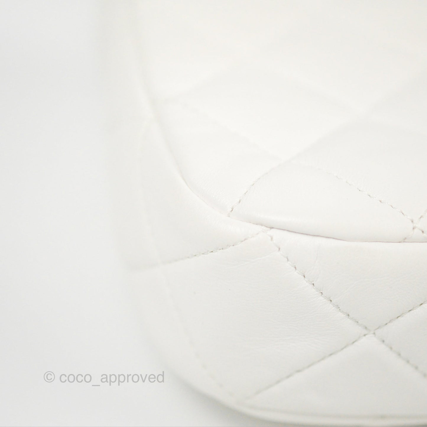 Chanel Small Flap Bag White Lambskin Aged Gold and Lacquered Metal 22S