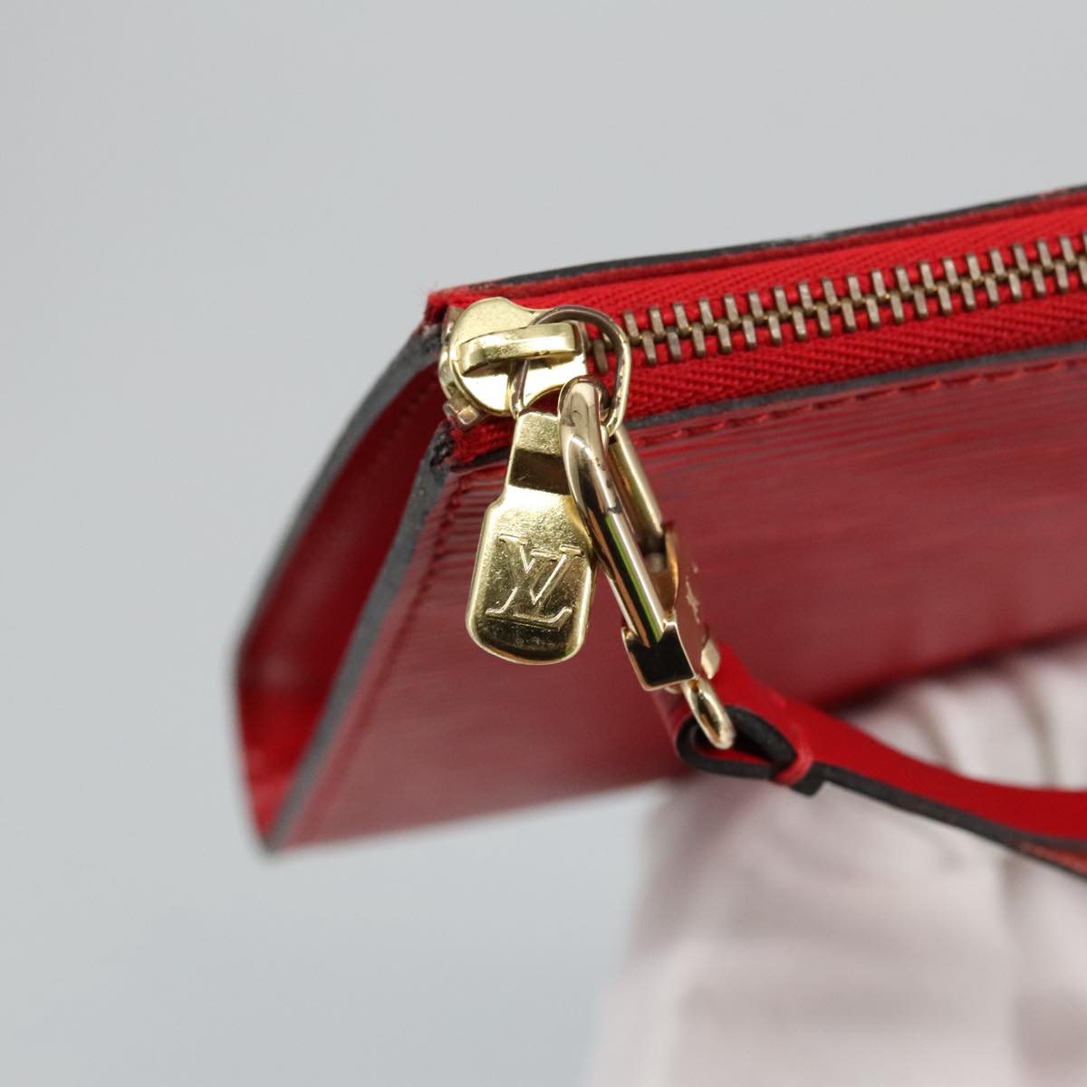 LOUIS VUITTON Epi Pochette Accessoires Accessory Pouch Red M52987 96846