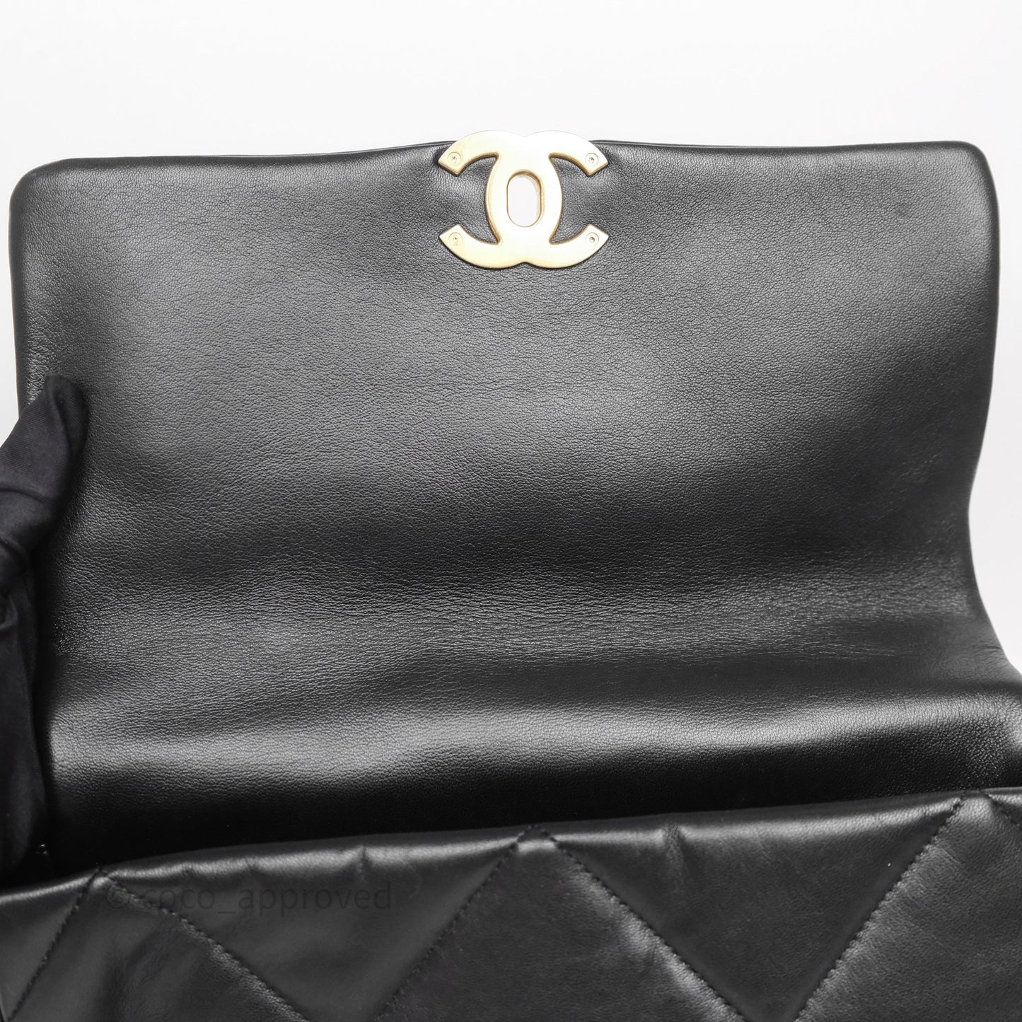 Chanel 19 Medium Black Mixed Hardware